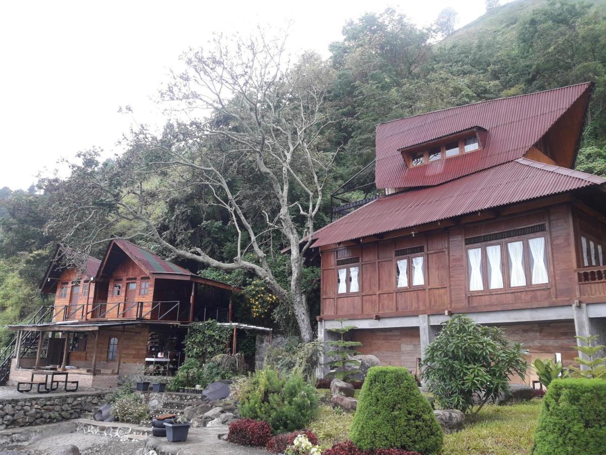 Pondok Berata Dapdap Balige 外观 照片